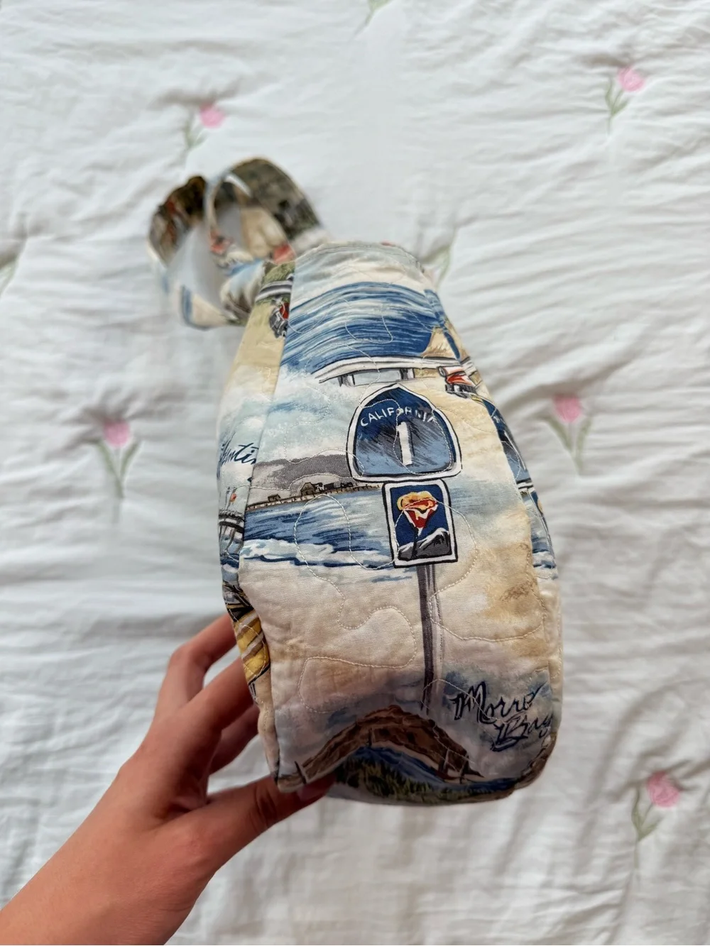 Vintage Scenic Car Print Quilted Beach Summer Tote Bag